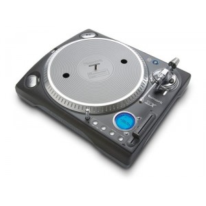 Numark TTX USB turntable